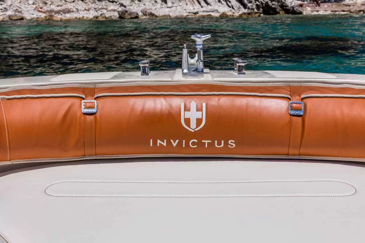 Invictus 190 FX Boote 