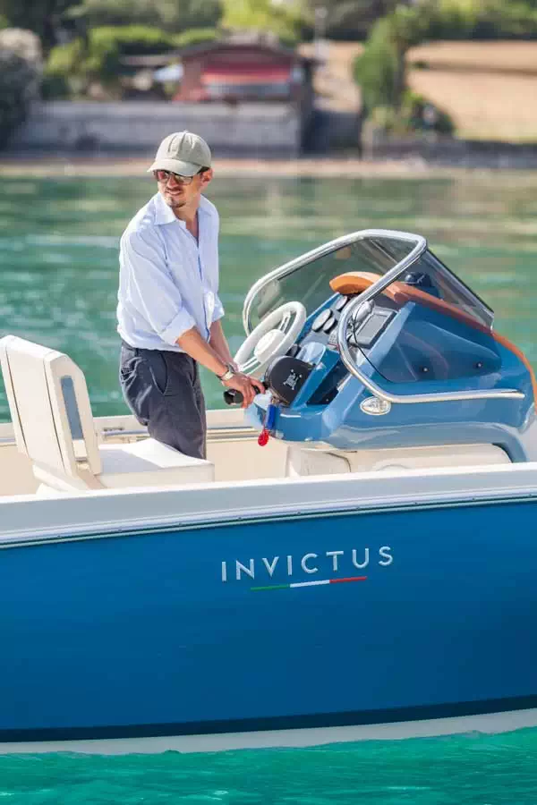 Invictus 200 FX Boote